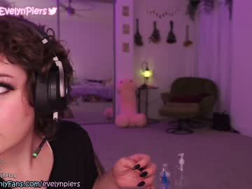 webcam girl evelynpiers capture image #3729885