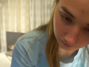 webcam girl mariamgroves capture image #5535604