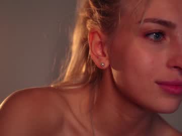 webcam girl artmosphera capture image #3039861