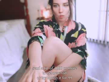 webcam girl cinnabelle capture image #902260