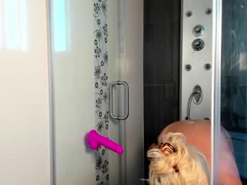 webcam girl angel_danm_milf capture image #3093426