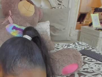 webcam girl shantallknowless capture image #144804