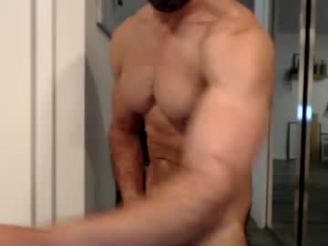 webcam man nerdmuscles2x capture image #2024252