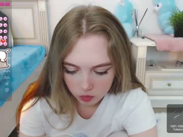 webcam girl small_blondee capture image #4431986