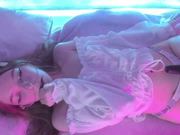 webcam girl lill_alice capture image #3161356
