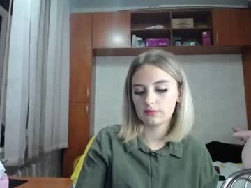 webcam girl melena_shy capture image #432540