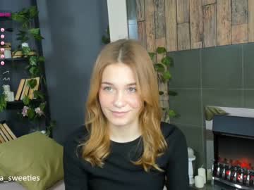 webcam girl thomashelena capture image #1930844
