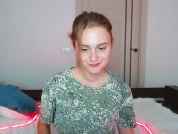 webcam girl shy_mirabel capture image #3161161