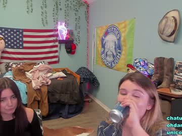 webcam couple xoxo_caroline capture image #3664275