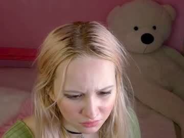 webcam girl ophelia_mask capture image #1063213