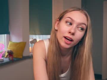 webcam girl aleksa_cutie capture image #1904850