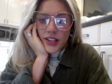 webcam girl bambis_honeypot capture image #1622623