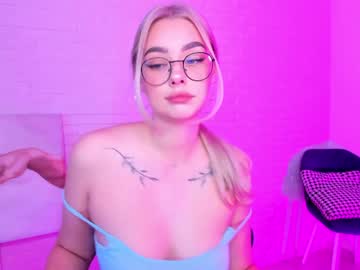 webcam girl 8a8y_nura capture image #2016298