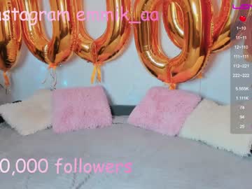 webcam girl emmika_ capture image #823196