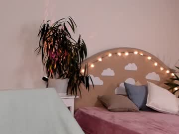 webcam girl linellali capture image #3878335