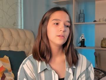 webcam girl catherineandrea capture image #3665135