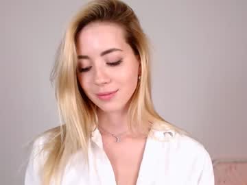 webcam girl emmi_rosee capture image #2077689