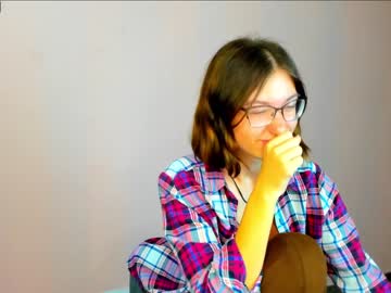 webcam girl emma__ellis capture image #3284552