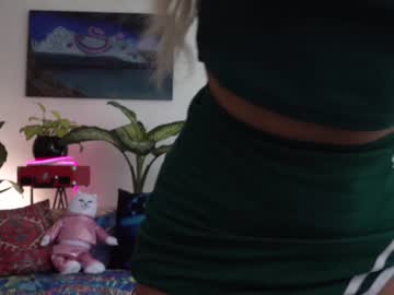 webcam girl beyllove_d capture image #2079663