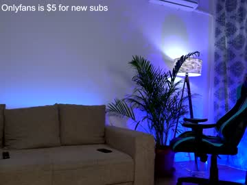 webcam girl naughtyrider69 capture image #1775335