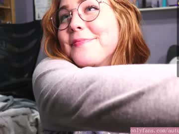 webcam girl autumnbuttons capture image #2619901