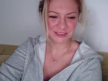 webcam girl kiradivine capture image #2750529