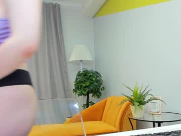 webcam girl lovlybambi capture image #4615371