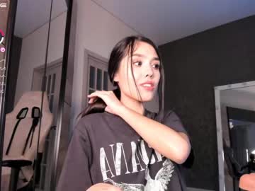 webcam girl aura_kiss capture image #3460023