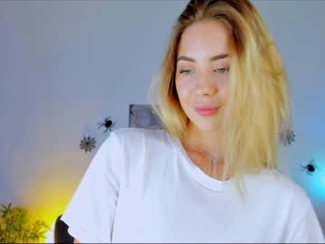 webcam girl emmi_rosee capture image #4172896