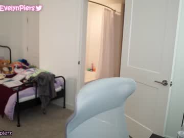 webcam girl evelynpiers capture image #2715770