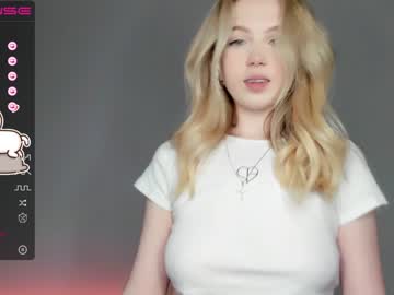 webcam girl small_blondee capture image #5167917