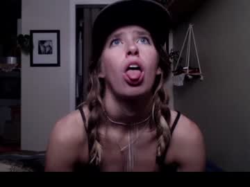 webcam girl lucy_gooosey capture image #4846315