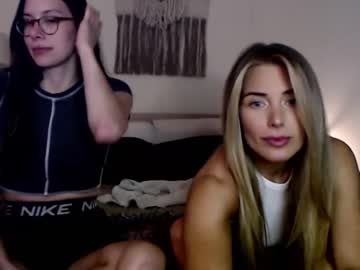 webcam girl theselina_kyle capture image #2760350