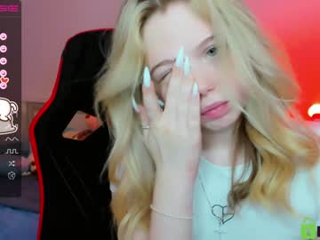 webcam girl small_blondee capture image #5146774