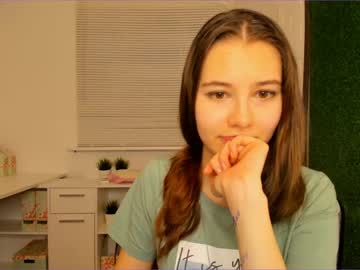 webcam girl carolineprise capture image #1184195