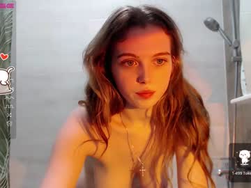 webcam girl small_blondee capture image #4507995