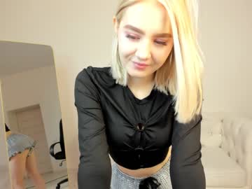 webcam girl oliviabr0wn capture image #4408789