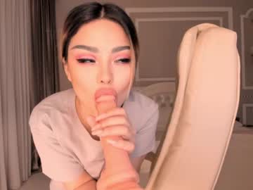 webcam girl bae_suz capture image #2116308