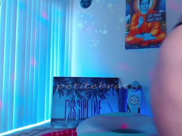 webcam girl petitebrat capture image #1744667