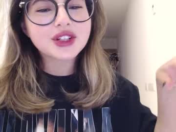 webcam girl playnofuckinggames capture image #2242157