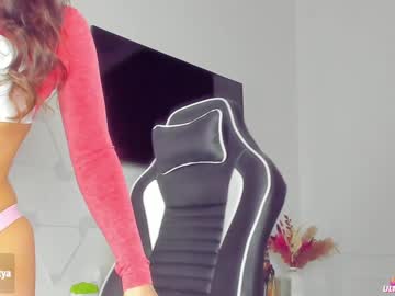 webcam girl sweety_rinushka_ capture image #1743151