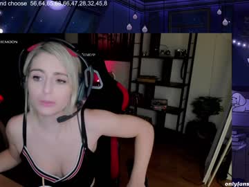 webcam girl kimilee22 capture image #4358743