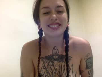 webcam girl iratxesole capture image #5493787
