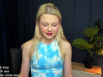 webcam girl shy_angel1 capture image #5139804