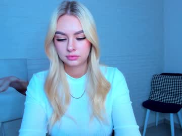 webcam girl 8a8y_nura capture image #2667803