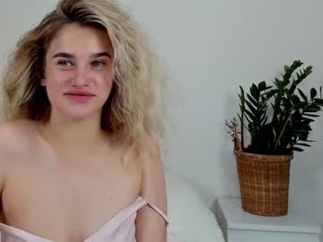 webcam girl super_pusichki capture image #2978483