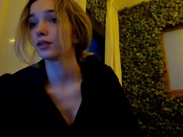 webcam girl sassyt33n capture image #4288609