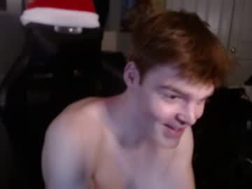 webcam man plzcallmenic capture image #4582549