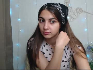 webcam girl sweetbrunettt capture image #2944697