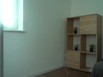 webcam girl 1ltlllitltltllttltlllltllllltl capture image #2505533